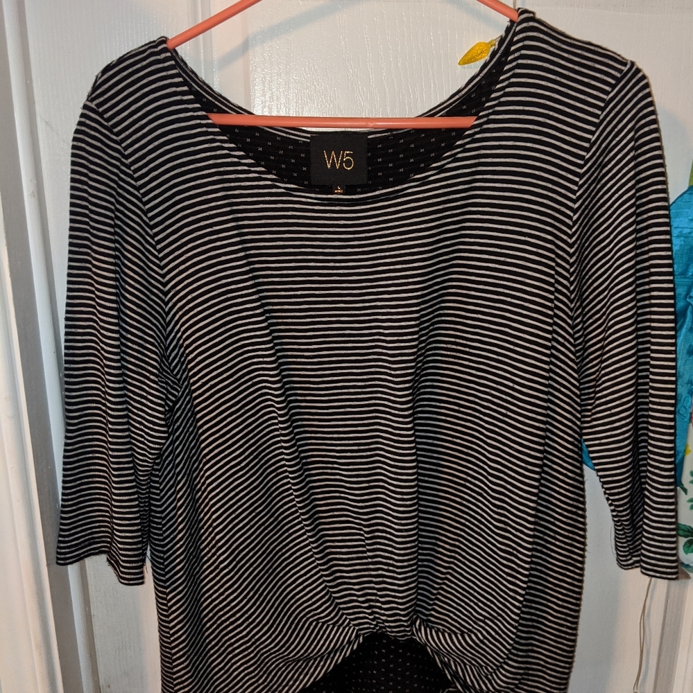 Long sleeve striped shirt with knot in front